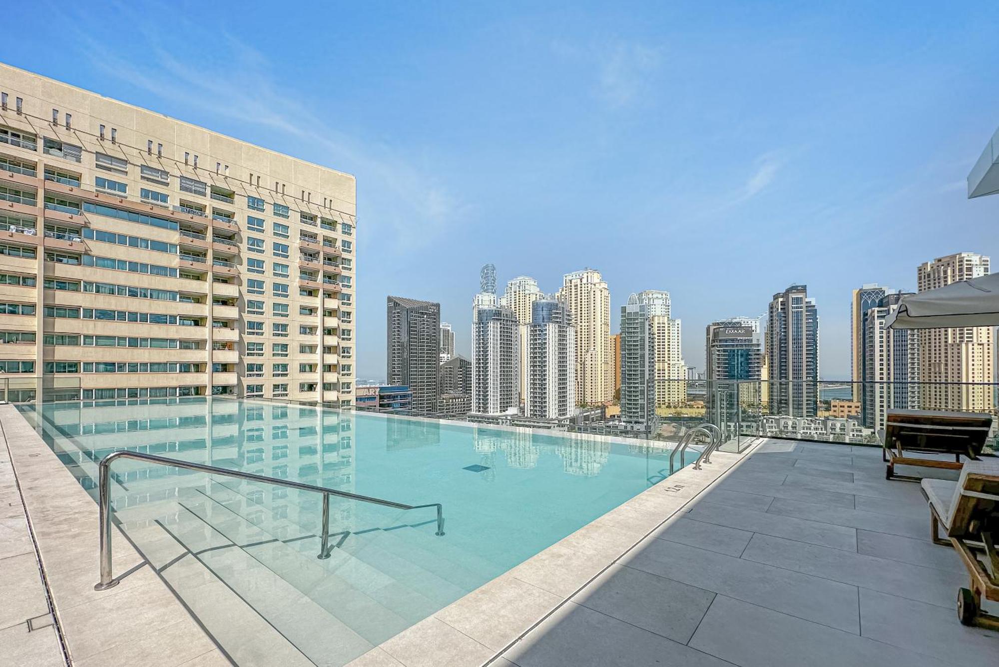 Modern 2Br High Floor Haven In Vida Dubai Marina Daire Dış mekan fotoğraf