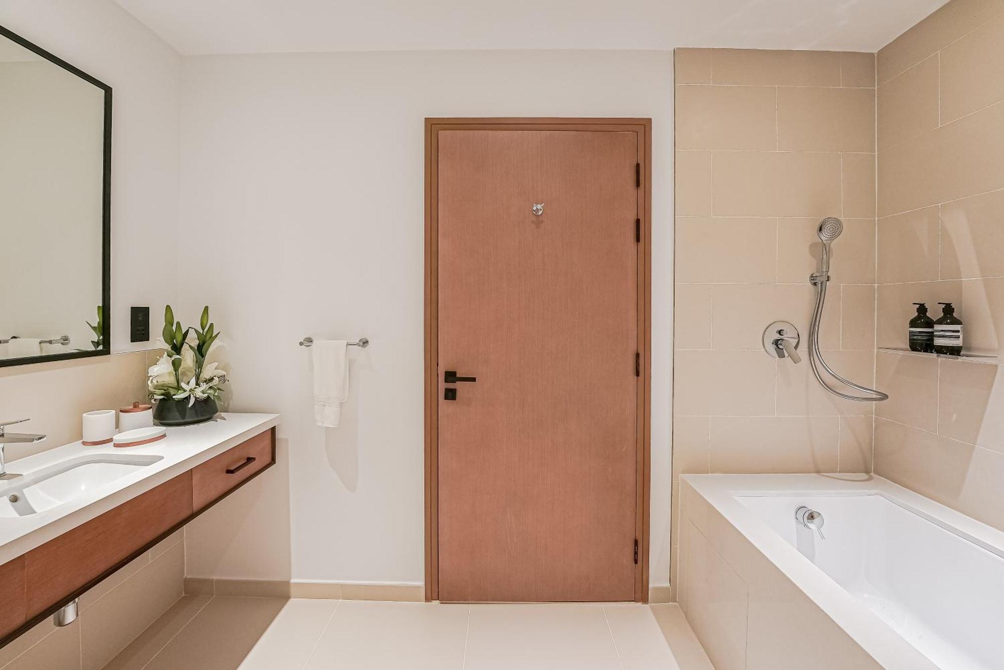 Modern 2Br High Floor Haven In Vida Dubai Marina Daire Dış mekan fotoğraf