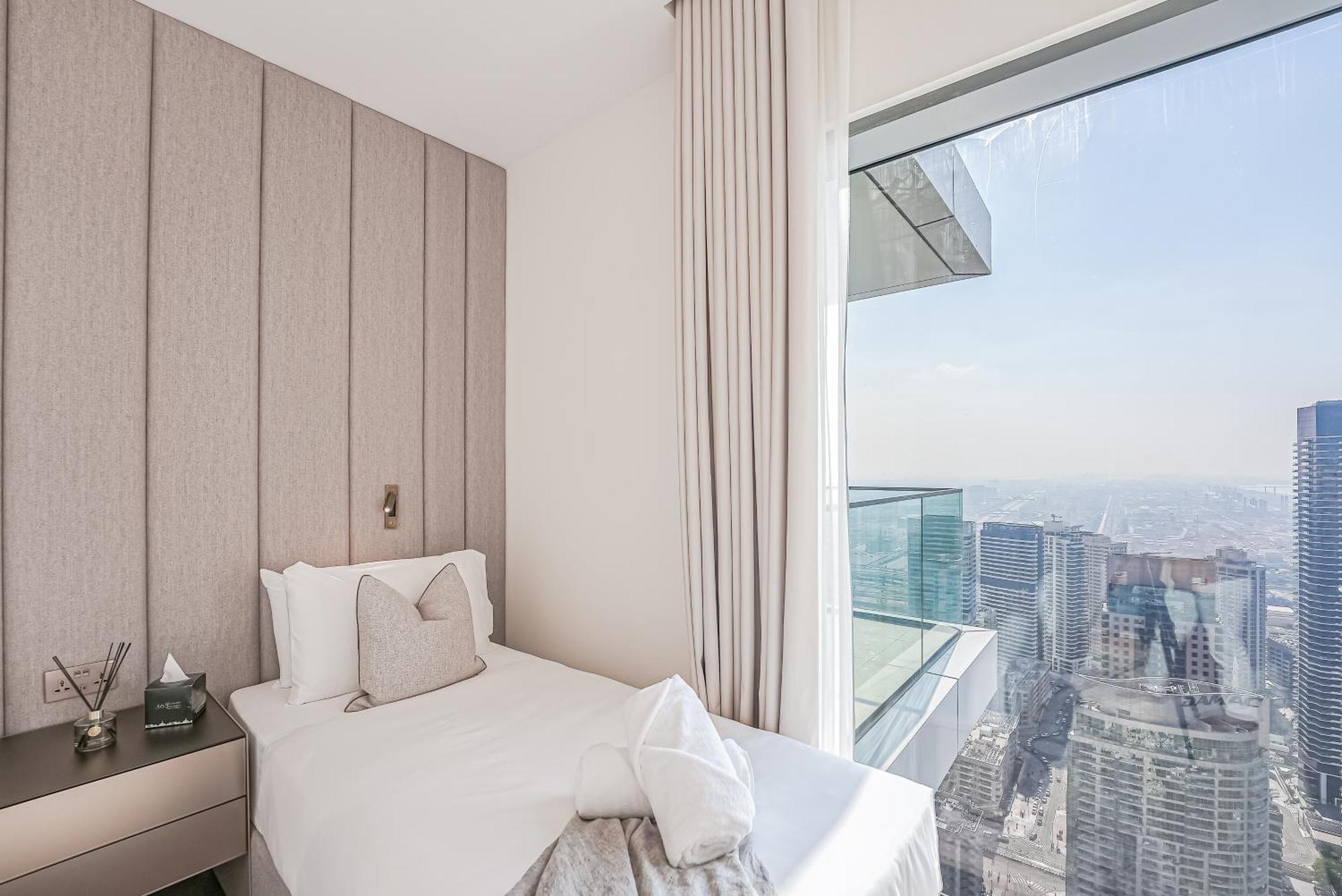 Modern 2Br High Floor Haven In Vida Dubai Marina Daire Dış mekan fotoğraf